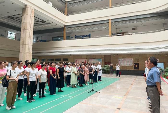 易利EZWeb28官方网站驻郴州市老干部大学医疗活动中心正式揭牌