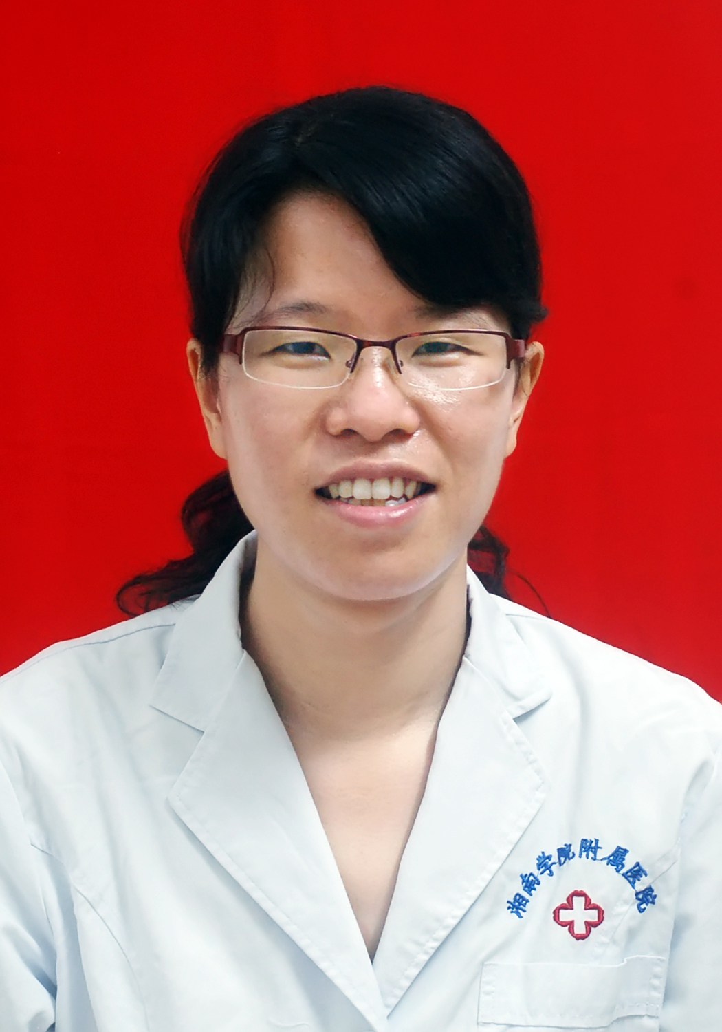 肖丽
