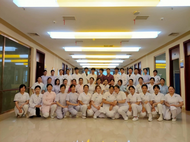 以心迎新 携手同行
