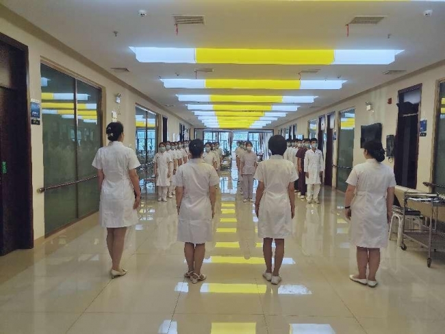 创新礼仪文化培训，提升医院护理内涵