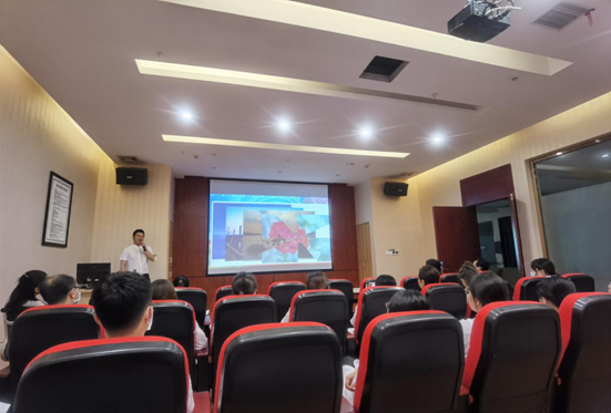 微言大义|易利EZWeb28官方网站健康管理中心开展微党课义讲活动